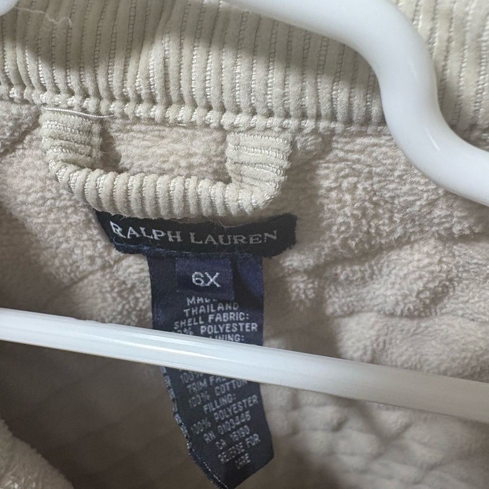 Ralph Lauren Cream Puffer Jacket with Diamond Quilting - Picture 6 of 11